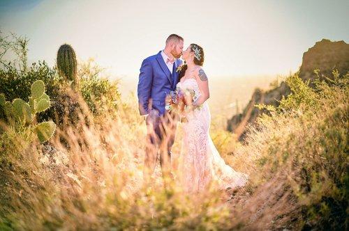 mobile - carousel-hero-element image-3