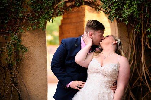 mobile - carousel-hero-element image-10