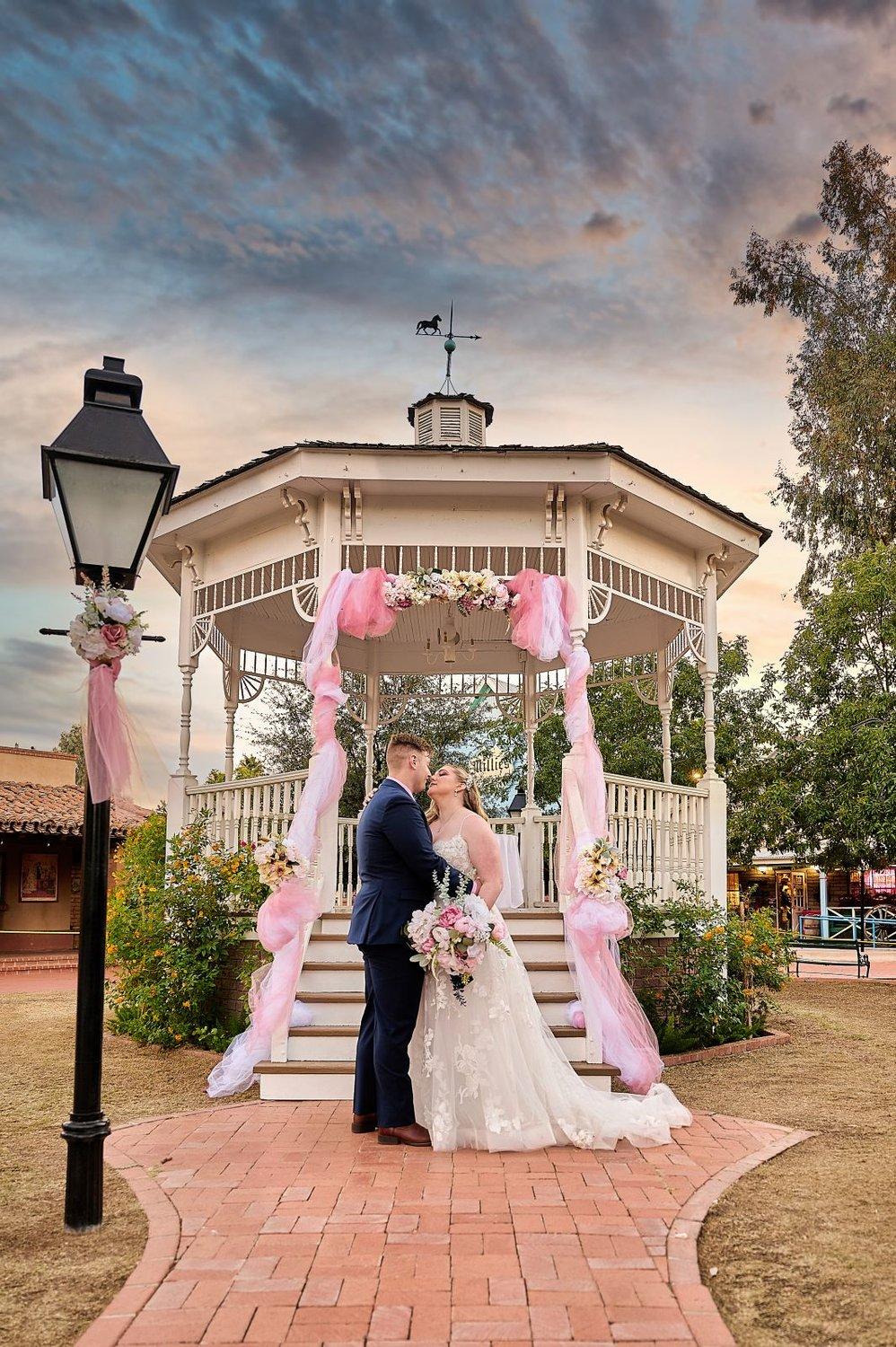 carousel-hero-element image-9